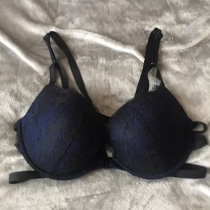 VS LACY LINGERIE BRA SIZE 36C